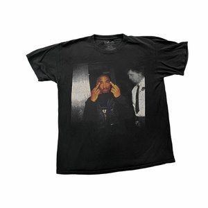 Tupac - 2013  (L) Vintage T-Shirt